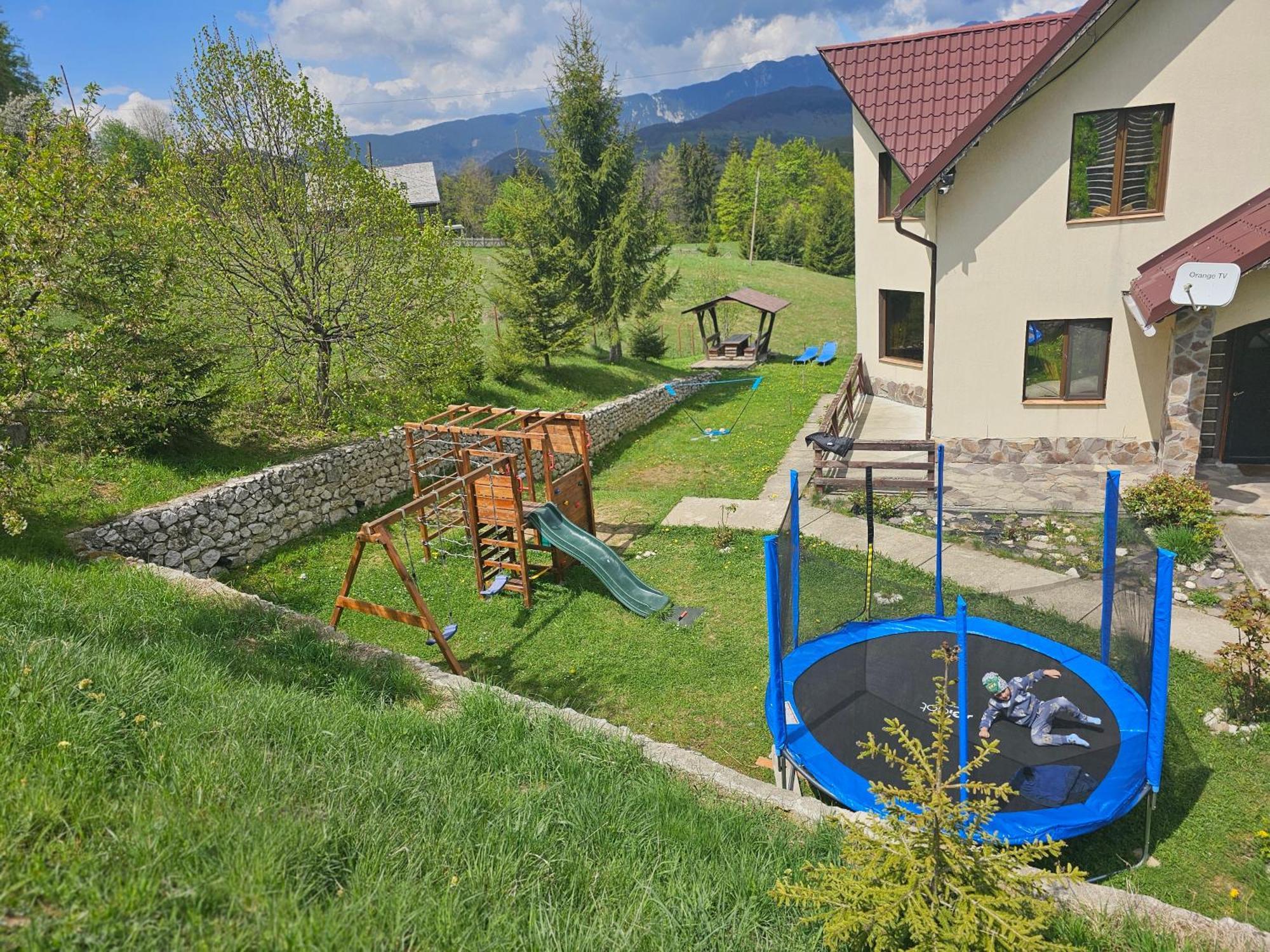 Villa La Kaifas Fundata Esterno foto